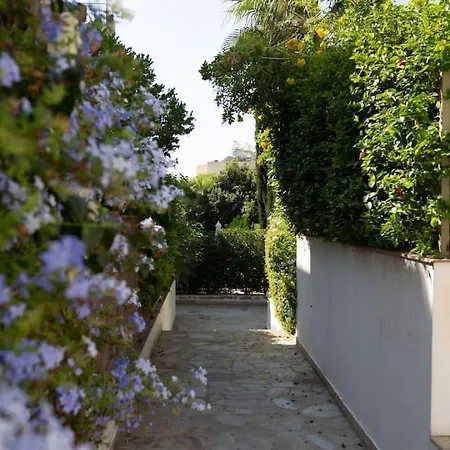 Jasmine - Peaceful 2-br Retreat In Appartement